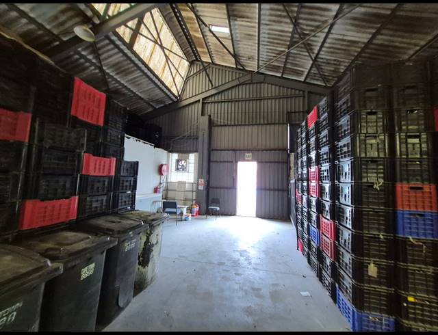 662M² WAREHOUSE TO LET IN GANTS PLAZA